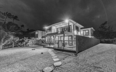 How Smart Home Technology Enhances Luxury Beachfront Homes